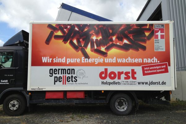Fahrzeugbeklebung Dorst Holzpellets